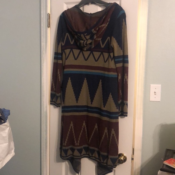 Cecico - Aztec Cardigan - MEDIUM - Picture 2 of 4